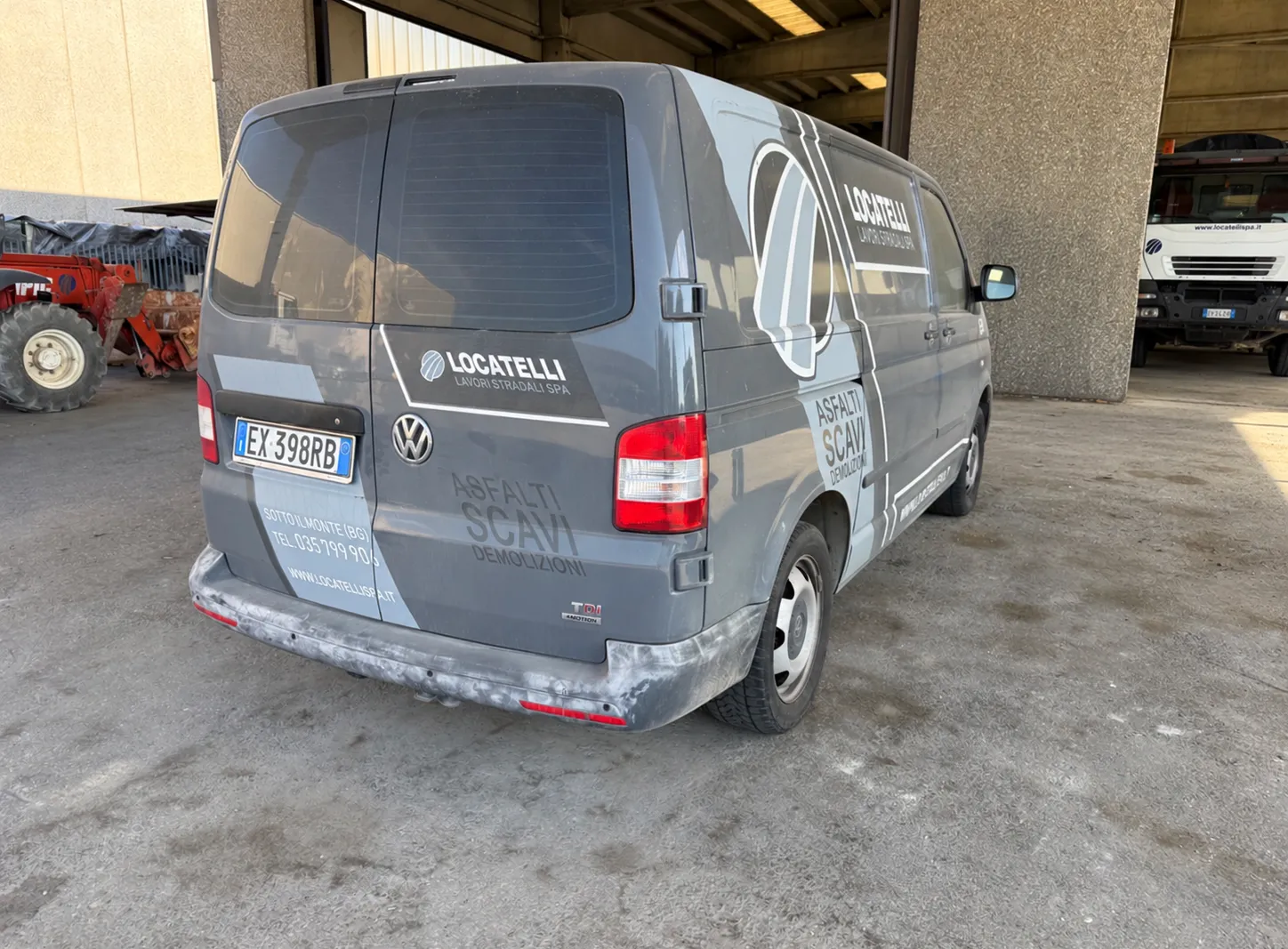 Furgone Volkswagen Transporter 4 Motion targato EX398RB