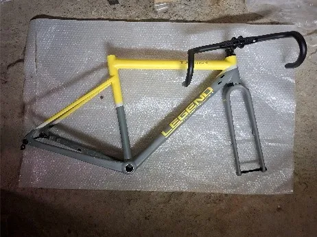 Componenti per l’assemblaggio di biciclette da corsa
