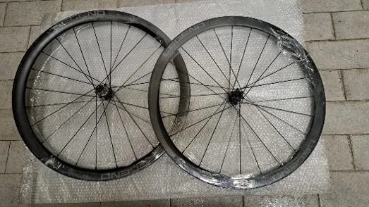 Componenti per l’assemblaggio di biciclette da corsa
