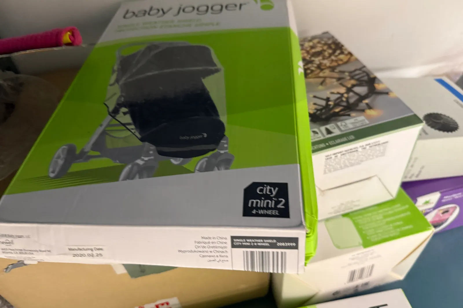 Stock prodotti, batterie, imballaggi, arredi e varie