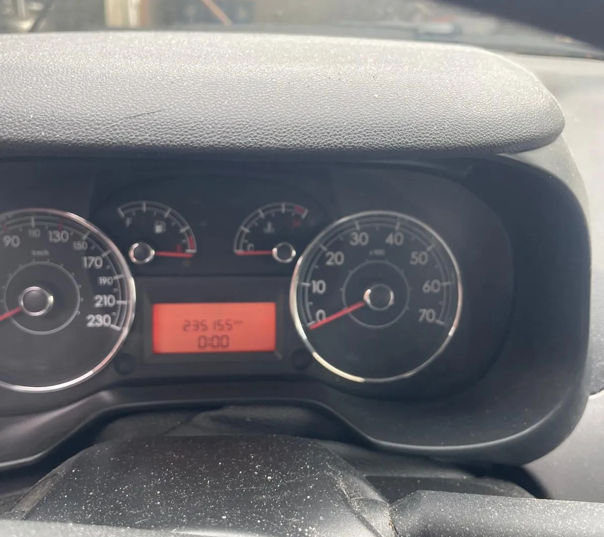 Autovettura Fiat Punto targata ES325VK