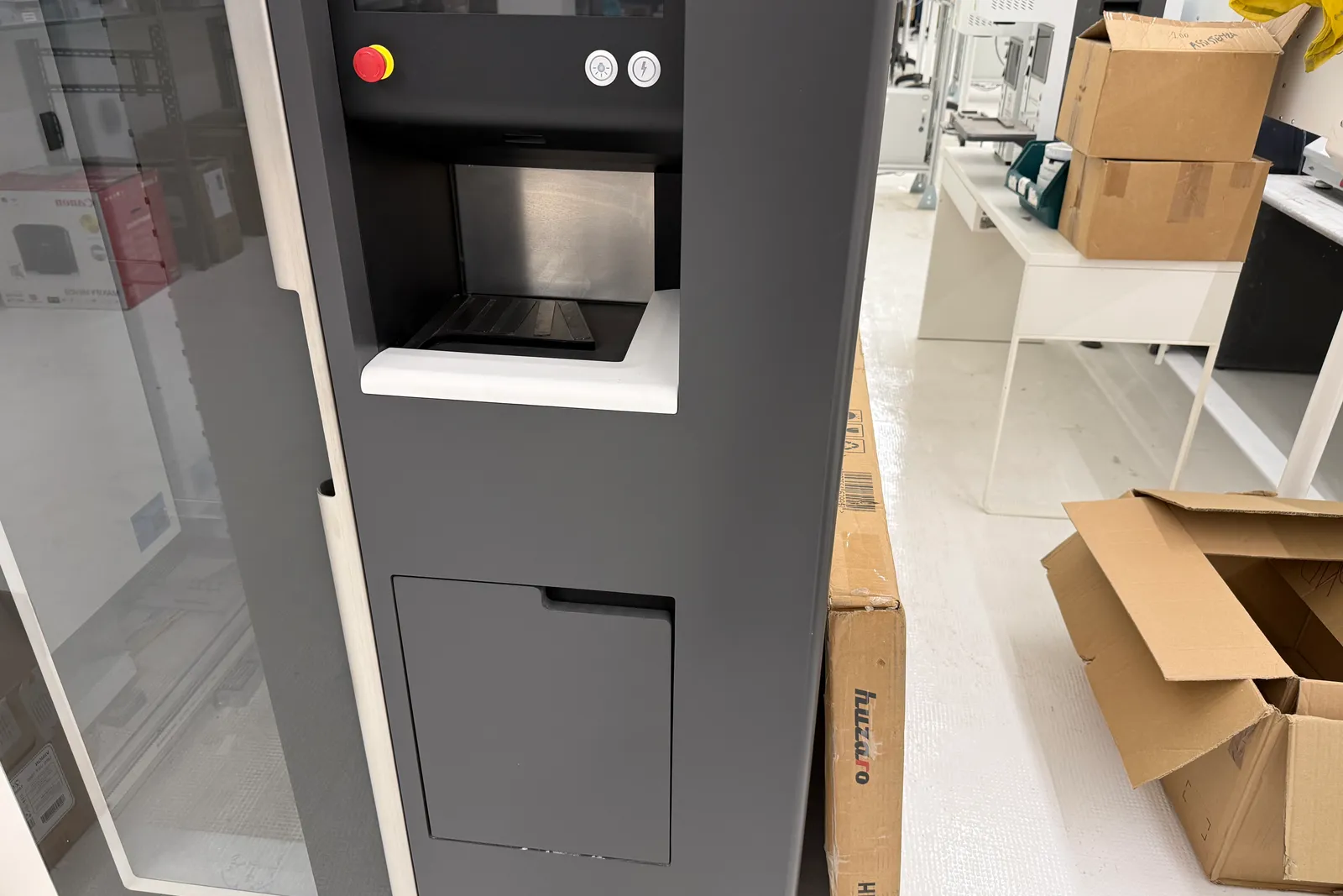 N. 2 magazzini automatici Pharmathek Sintesi, inclusi moduli di carico, linea di imballo e smistamento Mechatronic Machines & Systems e centralina di controllo