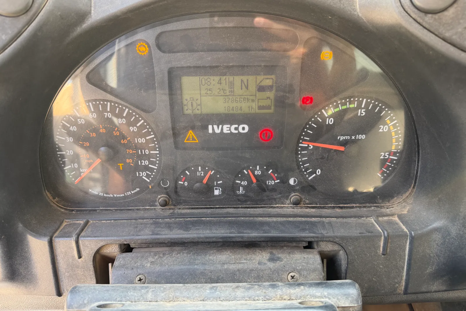 Autocarro ribaltabile Iveco Magirus A410T E4 Colombo targato DR287CR
