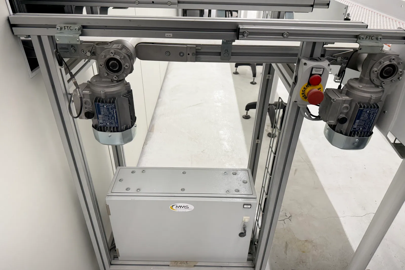 N. 2 magazzini automatici Pharmathek Sintesi, inclusi moduli di carico, linea di imballo e smistamento Mechatronic Machines & Systems e centralina di controllo