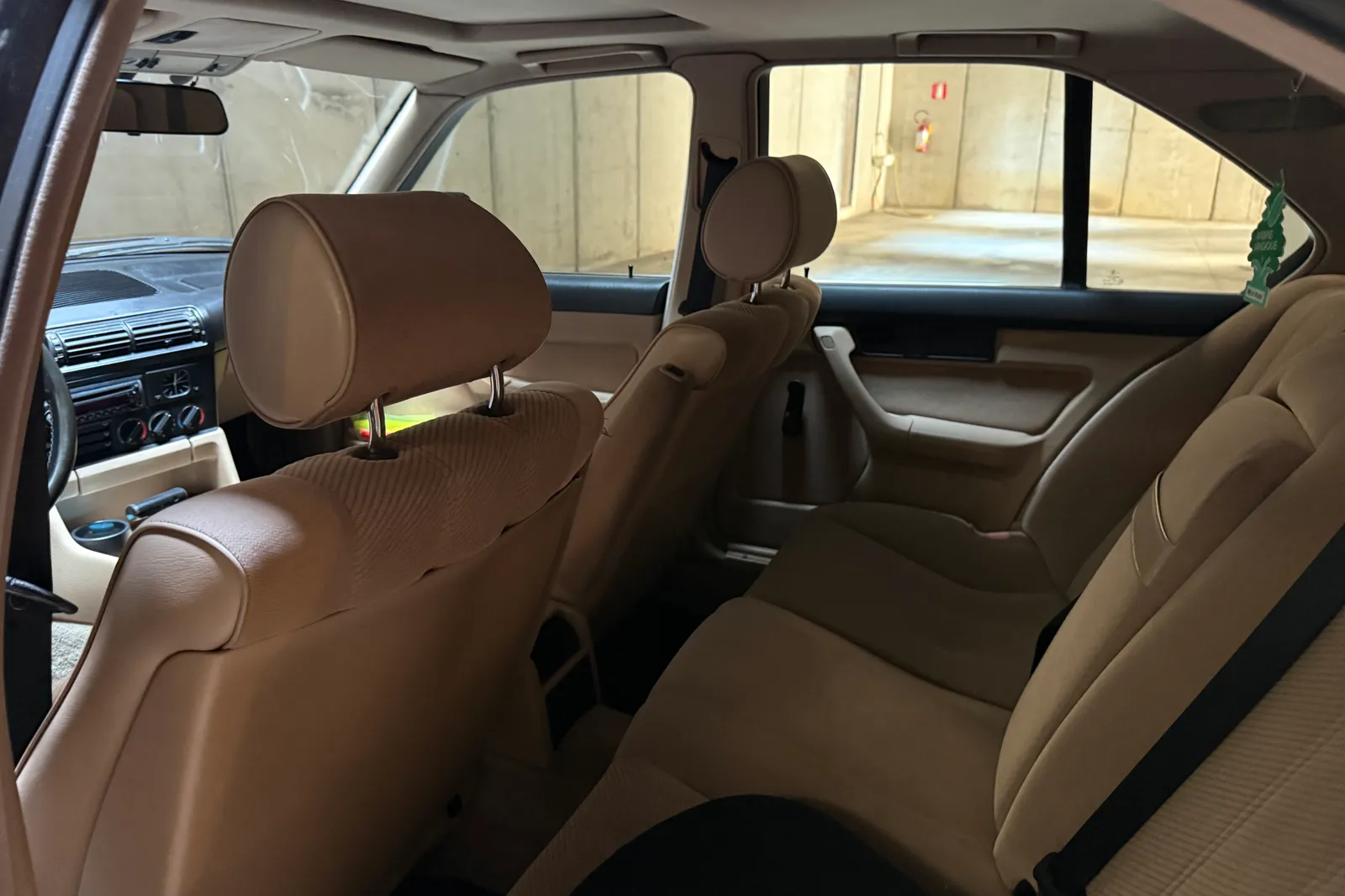 Autovettura BMW 525 I 4 Automatic targata BGA99495