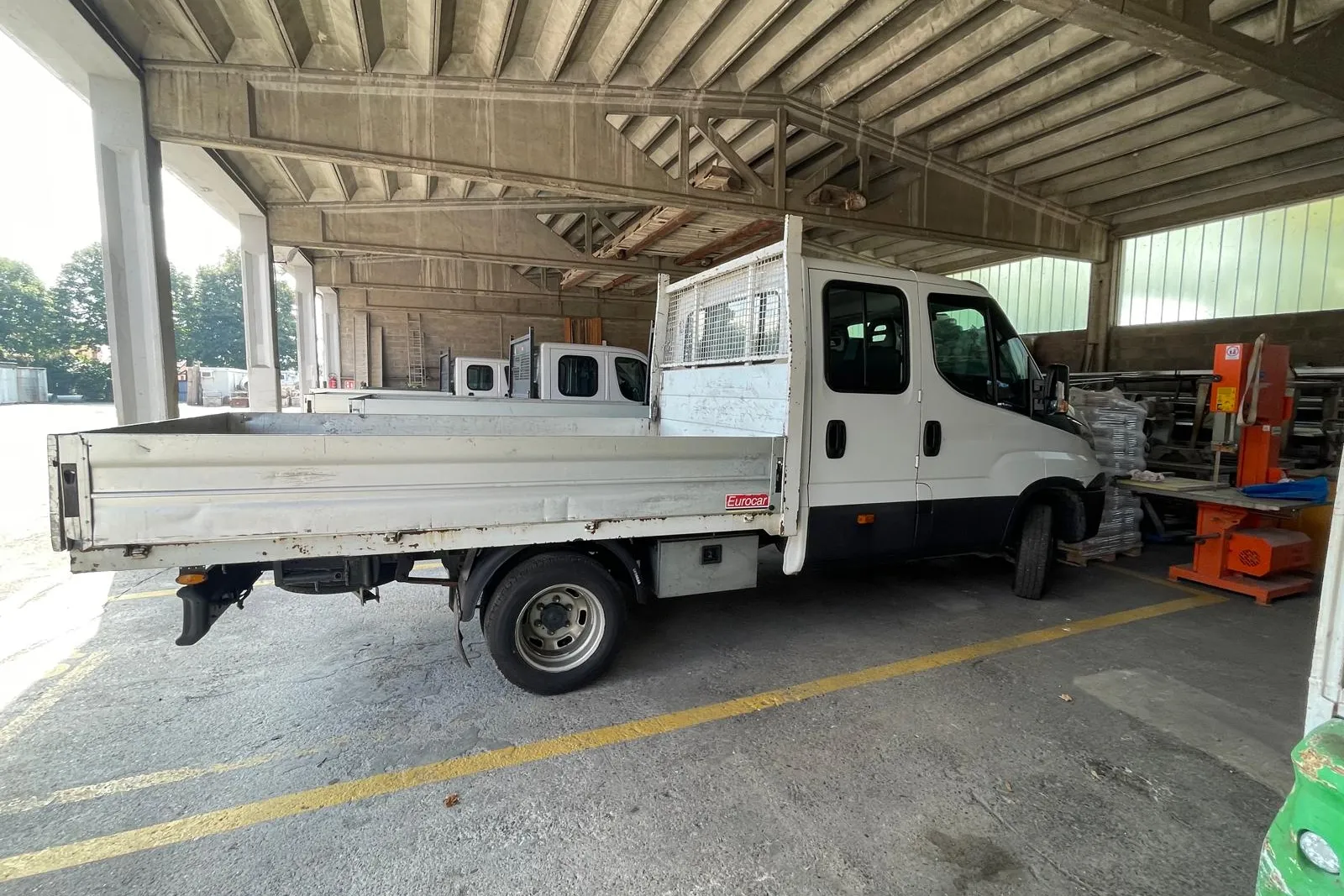 Iveco 35C14 targato FL928WP