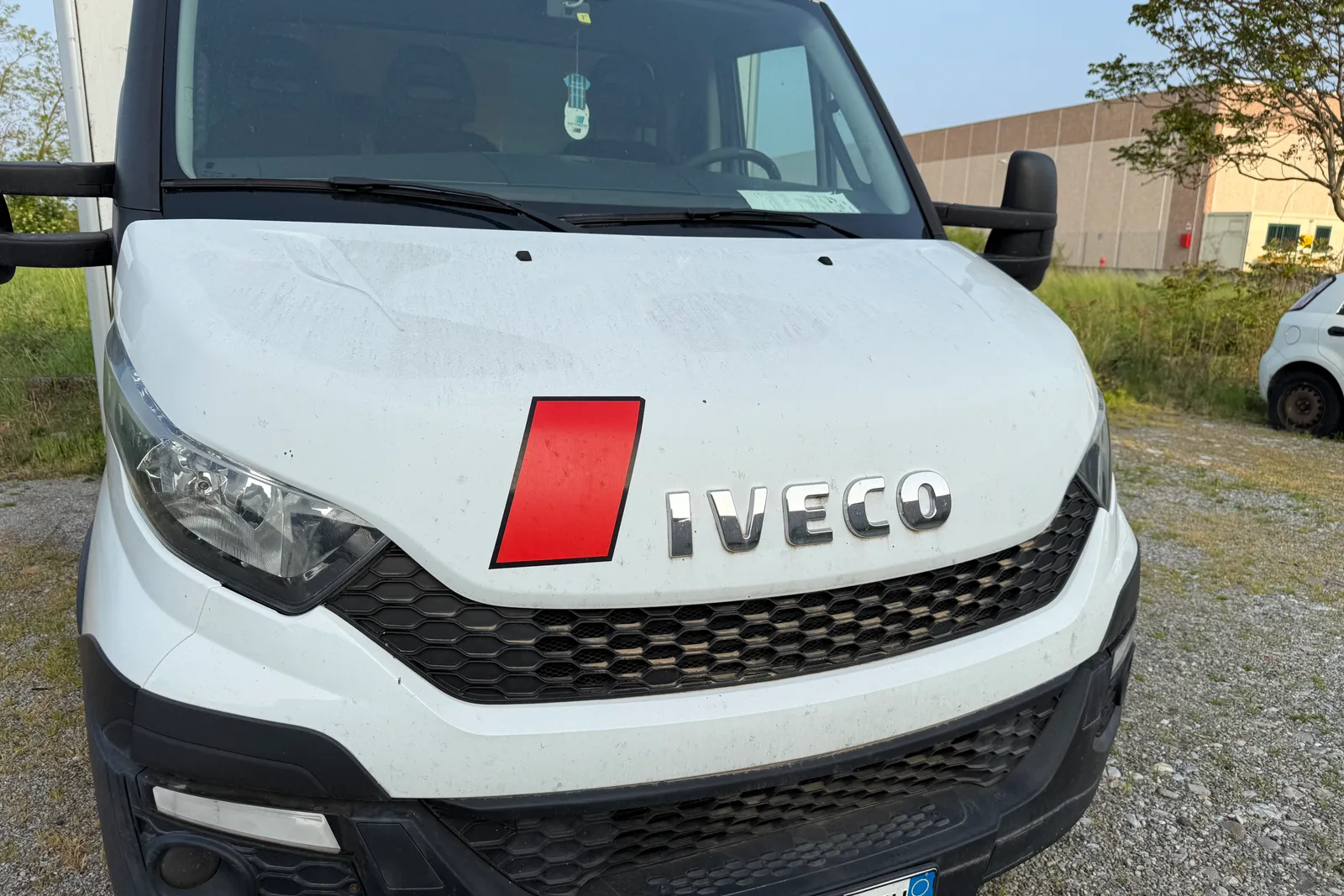 Furgone refrigerato Iveco Daily targato FF877EW