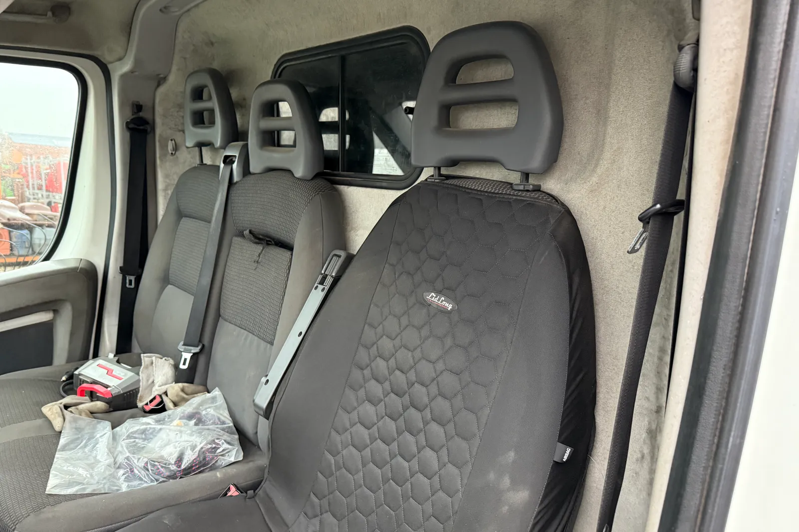 Furgone Citroen Jumper targato DE767XT