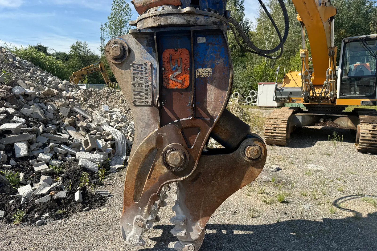 Pinza demolitrice Trevi con frantumatore FR25ND