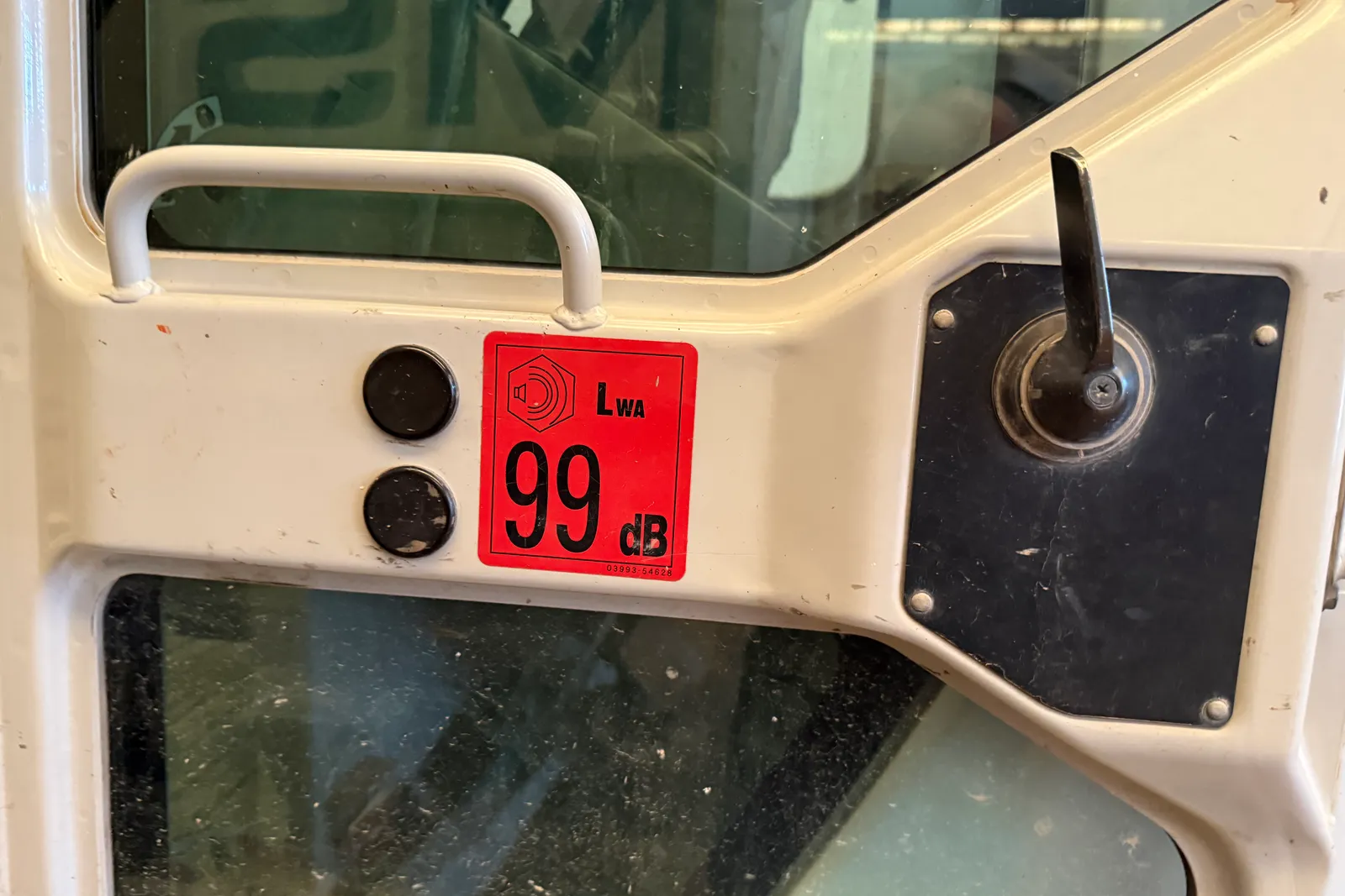 Escavatore cingolato Takeuchi mod. TB175 completo di n. 3 benne