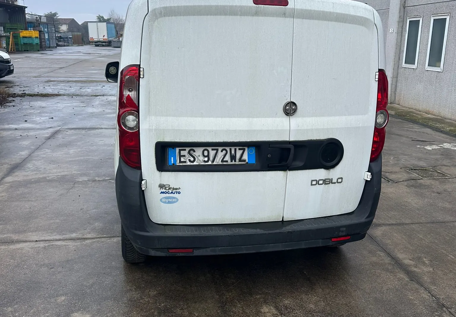 N. 4 autocarri Fiat Doblò targati ES972WZ, ET261JG, ES032XR, EZ672LE