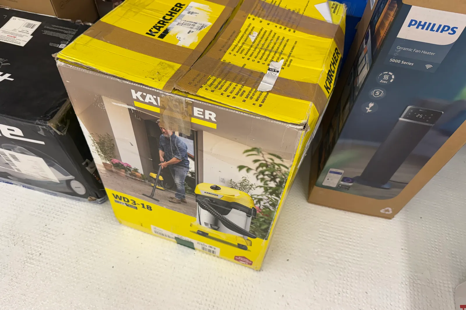 Stock prodotti, batterie, imballaggi, arredi e varie