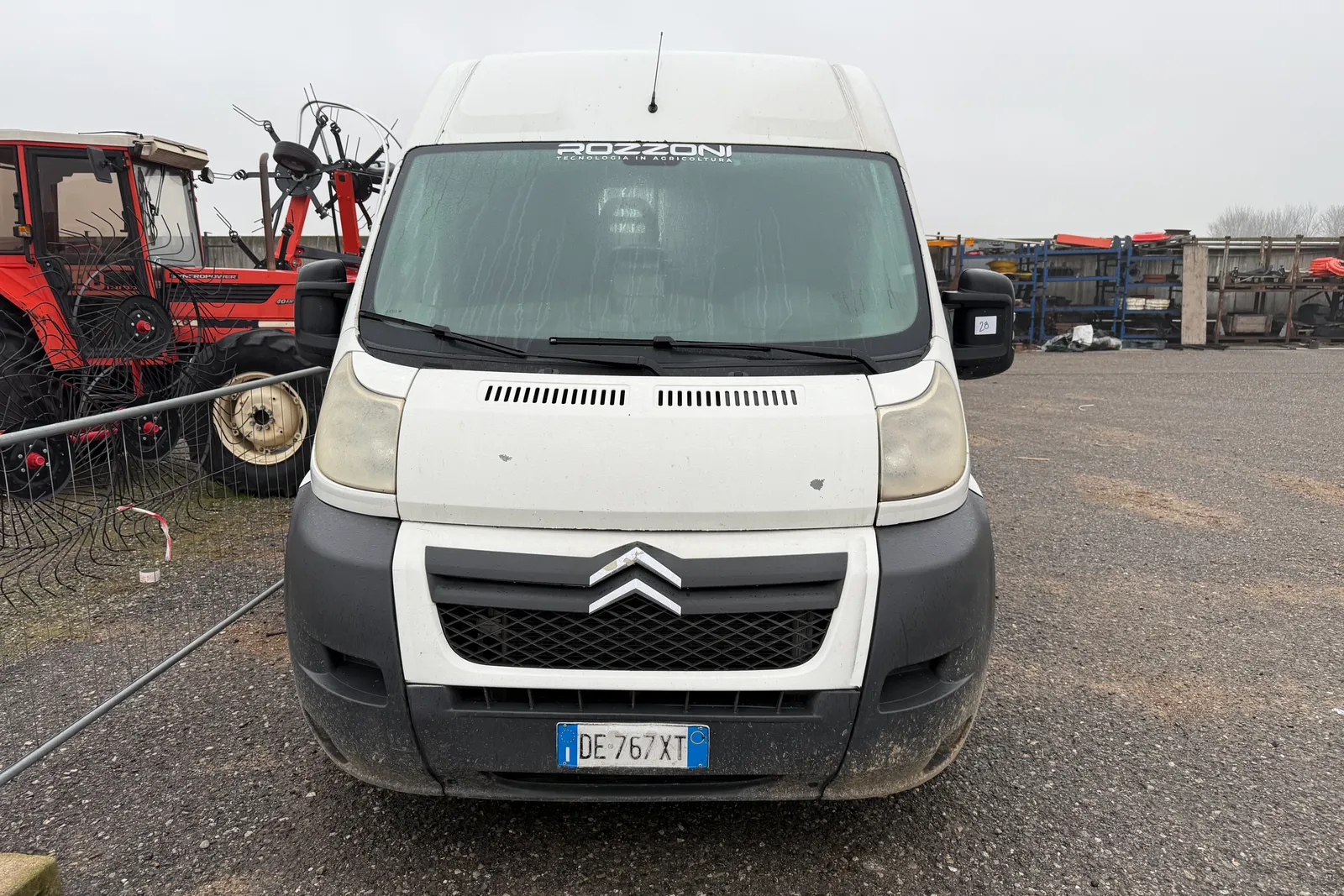 Furgone Citroen Jumper targato DE767XT
