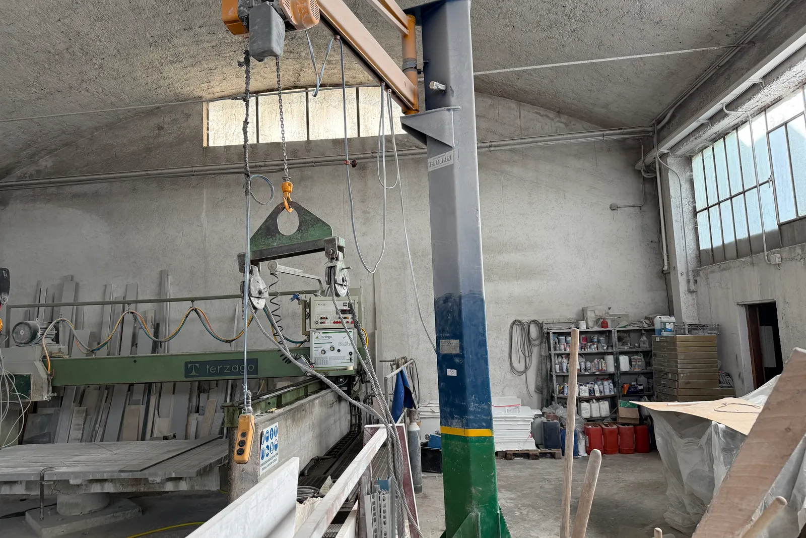 Macchine da ufficio e macchinari lavorazione pietra (ID 24, 25, 26, 27, 28, 31, 36, 35, 50, 64, 66, 68, 71)
