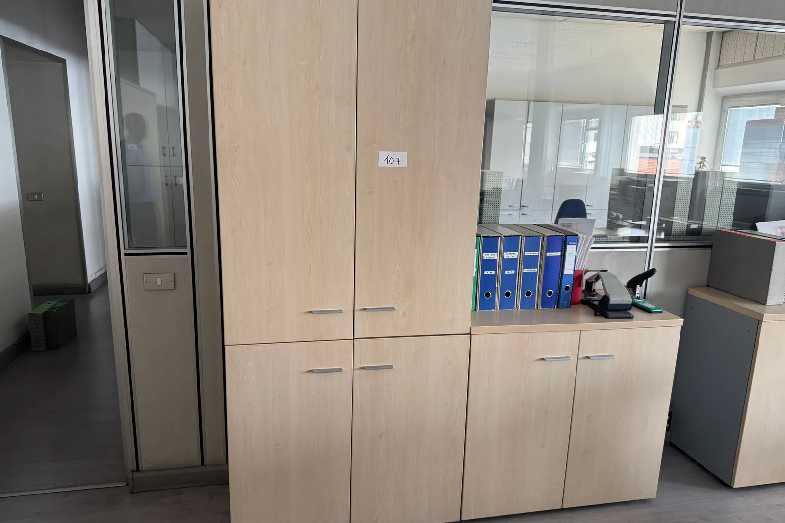 Arredi e macchine elettriche ed elettroniche da ufficio (ID da n. 31 a n. 194, oltre ID 201)