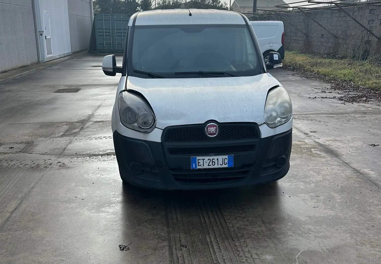 N. 4 autocarri Fiat Doblò targati ES972WZ, ET261JG, ES032XR, EZ672LE