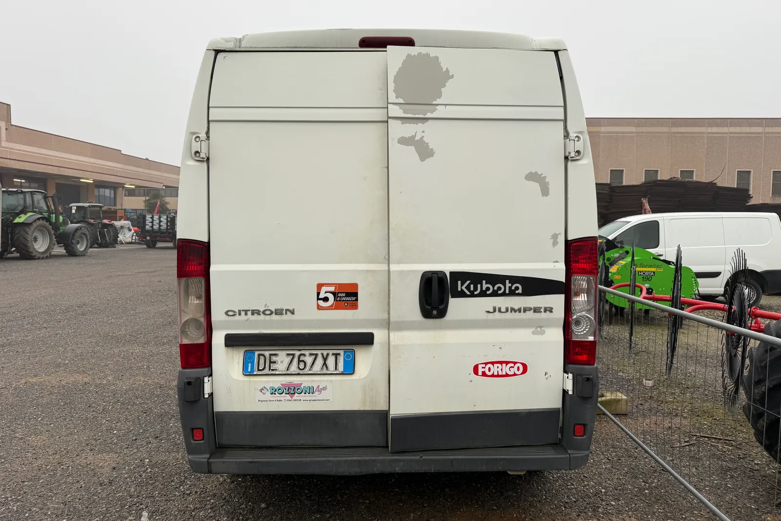 Furgone Citroen Jumper targato DE767XT