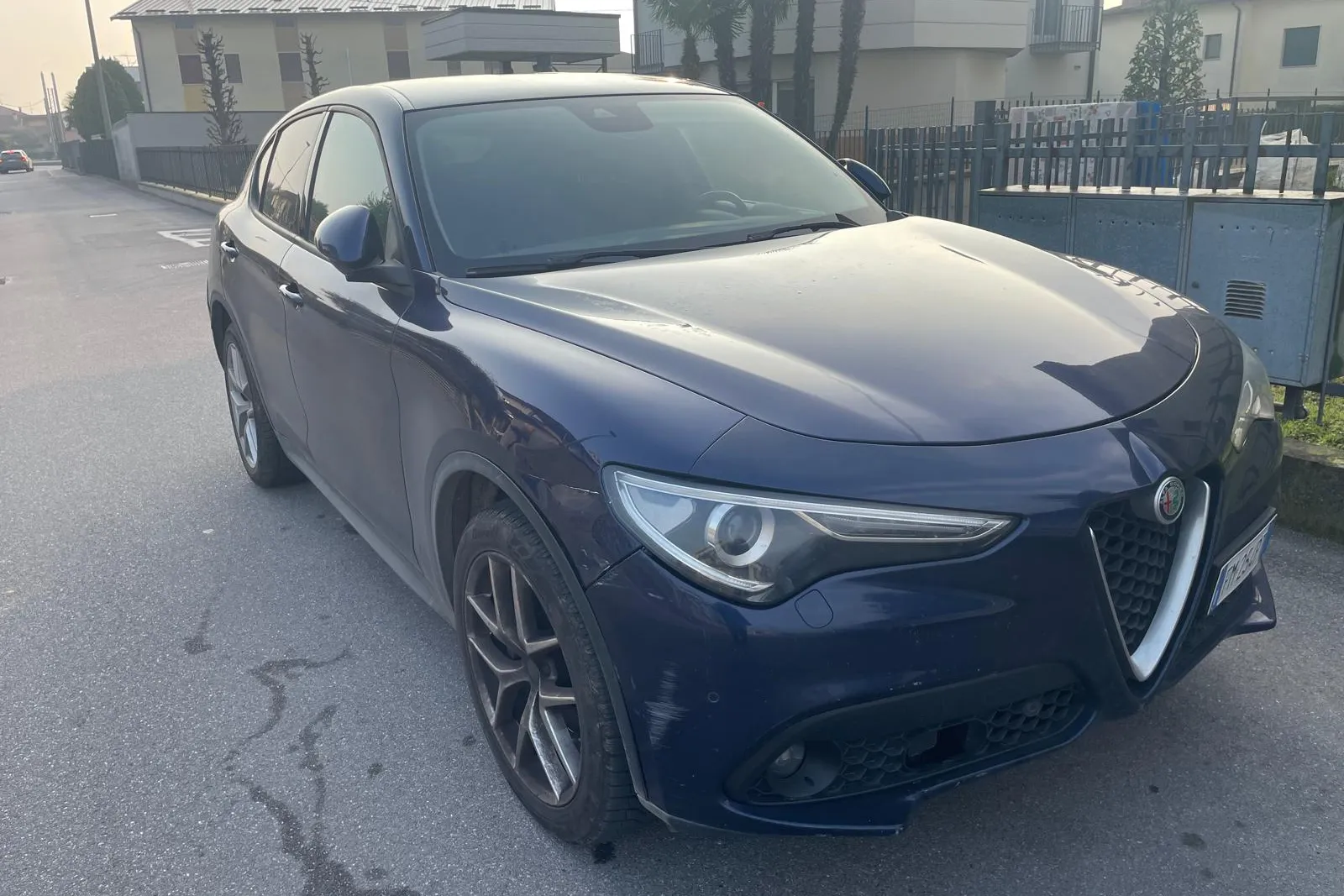Alfa Romeo Stelvio targata FM254PT