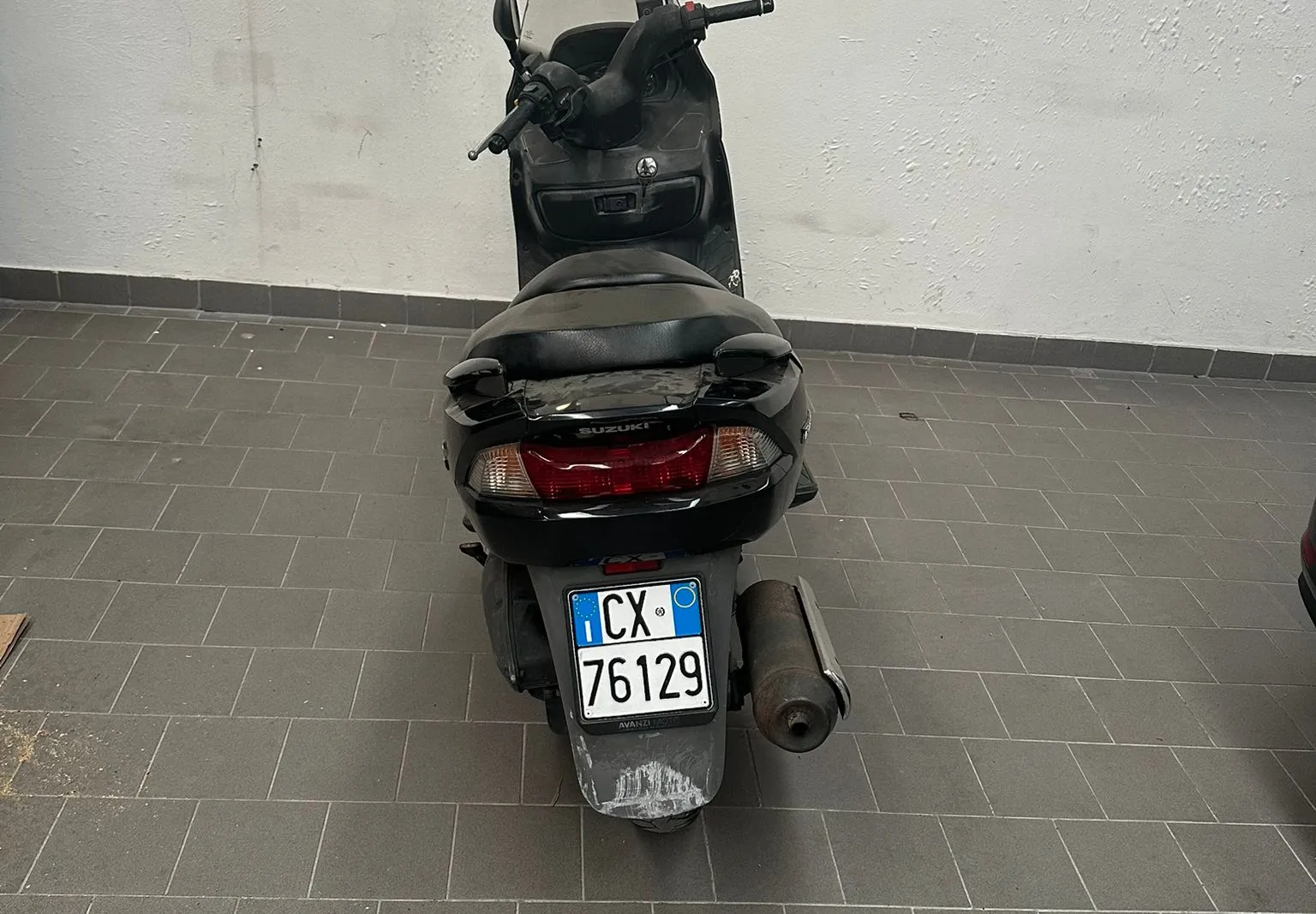 Motociclo Suzuki Burgman targato CX76129