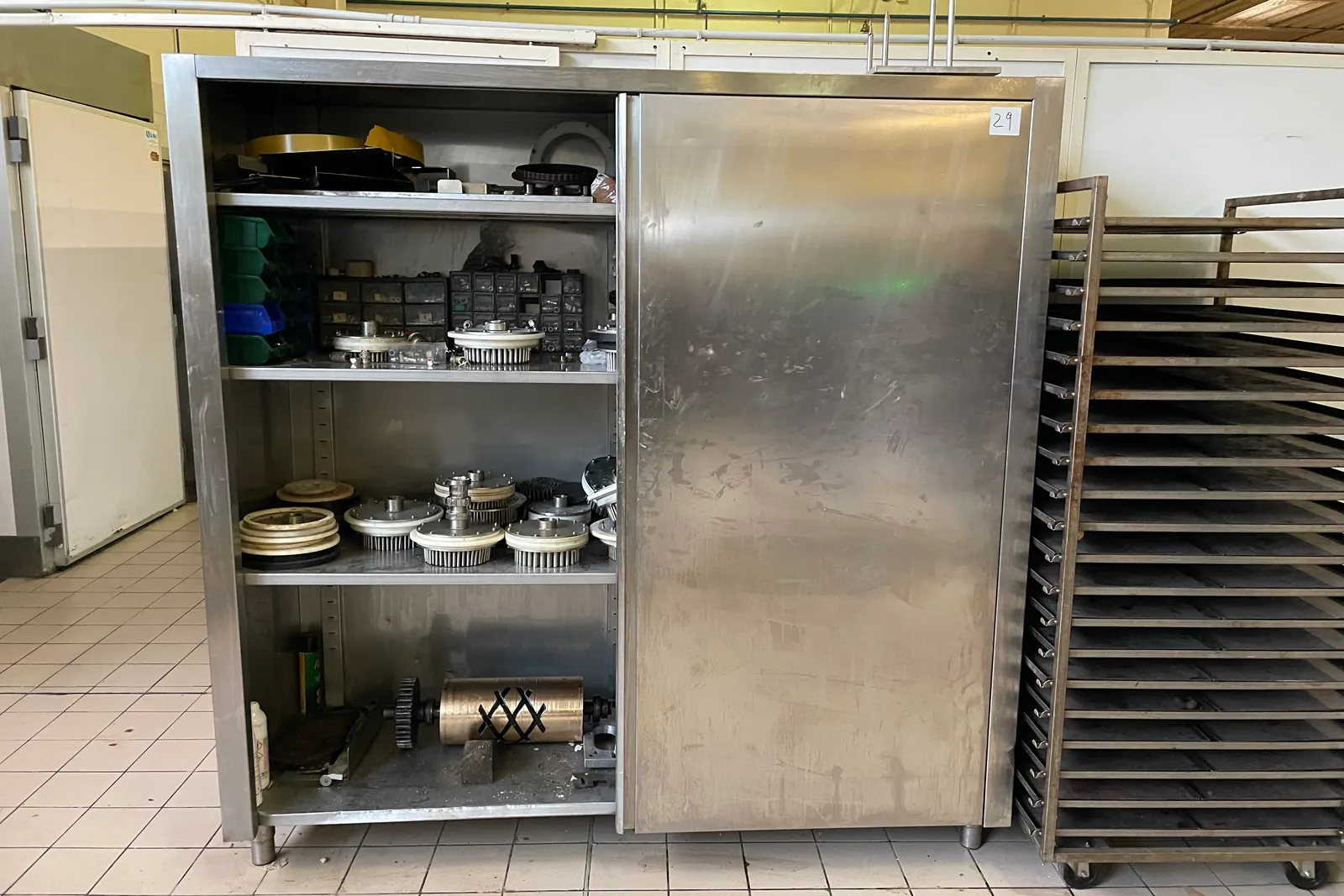 Macchinari a attrezzature per attività di pasticceria