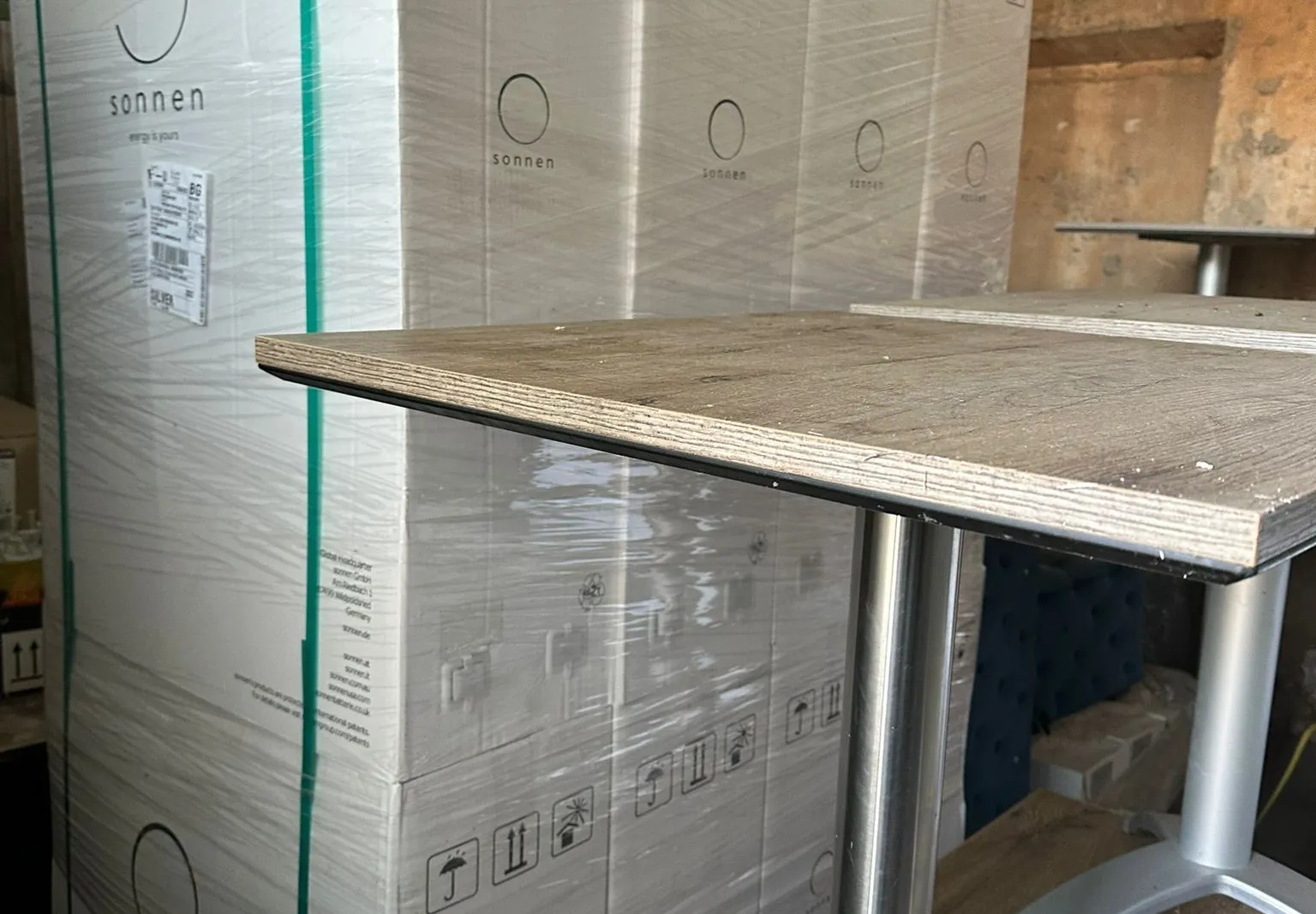 Pannelli fotovoltaici, batterie, inverter, kit di montaggio (in perizia lotto 05 parziale)